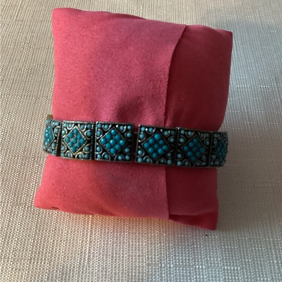 Oxidized Silver Stretch Bracelet - Picture 4 of 4